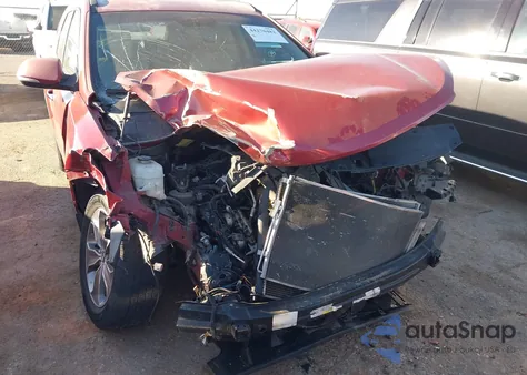 2014 Hyundai Santa Fe Limited z USA, uszkodzony, nr VIN KM8SN4HF8EU065359